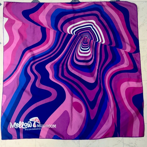 Mellow Bandana! Unique af - Picture 1 of 1